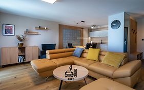 Tatrystay Luxury Penthouse Apartment Podlesom & Free Evc